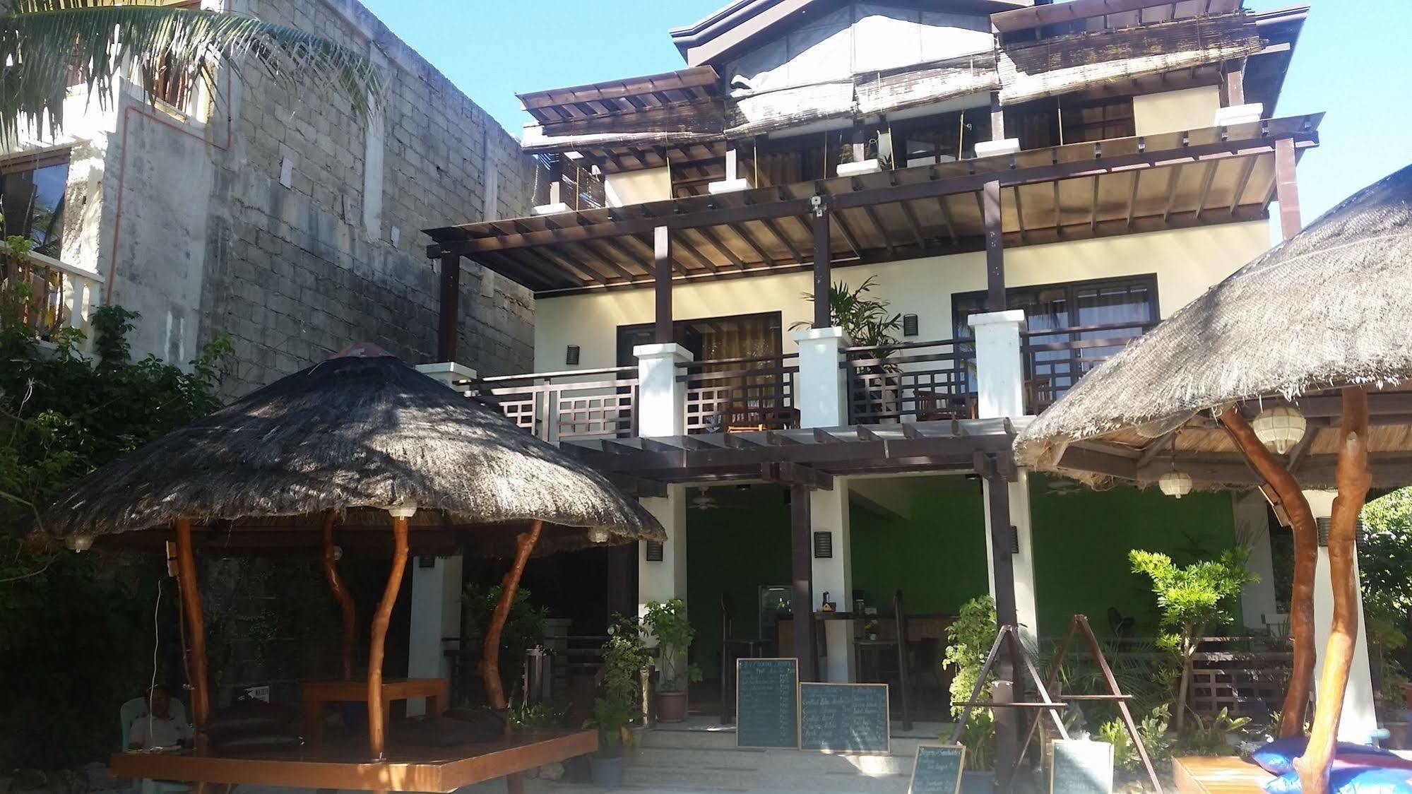 โรงแรมเรซิเด้นเซีย โบราเคย์ Balabag  ภายนอก รูปภาพ
